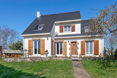 Maison - 155 m² - 7 pièces