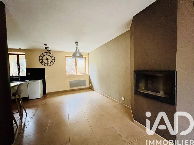 Maison de village - 87 m² - 5 pièces