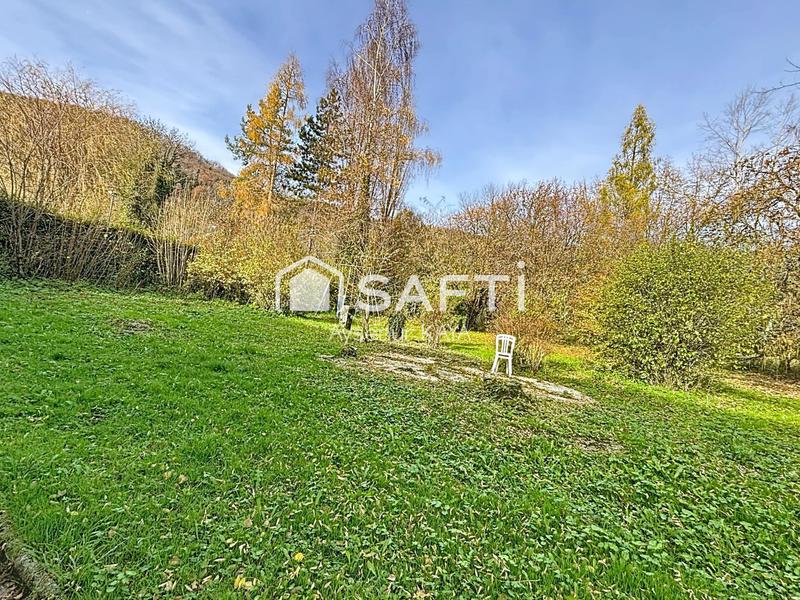 Maison - 250 m² - 8 pièces