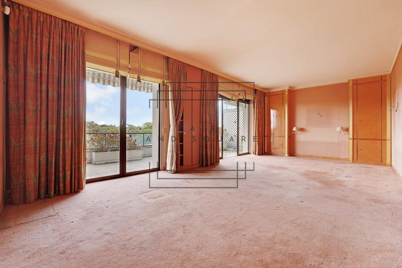 Appartement - 162 m² - 5 pièces