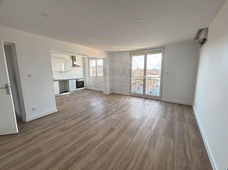 Appartement - 83 m² - 4 pièces