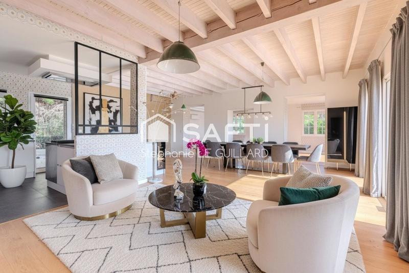 Villa - 159 m² - 6 pièces