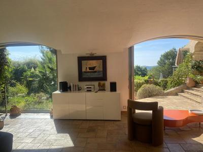 Villa - 330 m² - 8 pièces