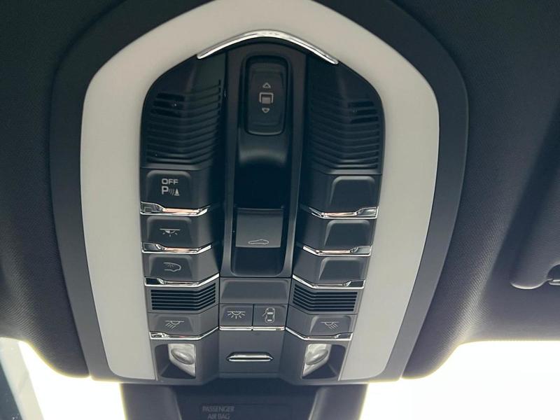 Porsche Macan s 354cv Toit Pano Bose