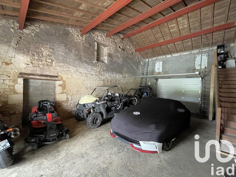 Maison - 219 m² - 8 pièces