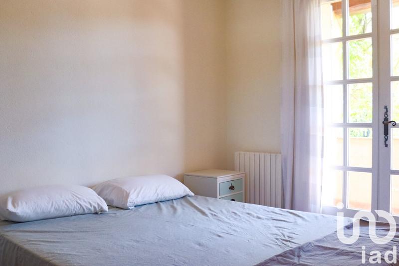 Maison - 220 m² - 10 pièces