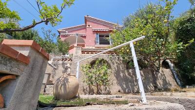 Maison - 110 m² - 3 pièces