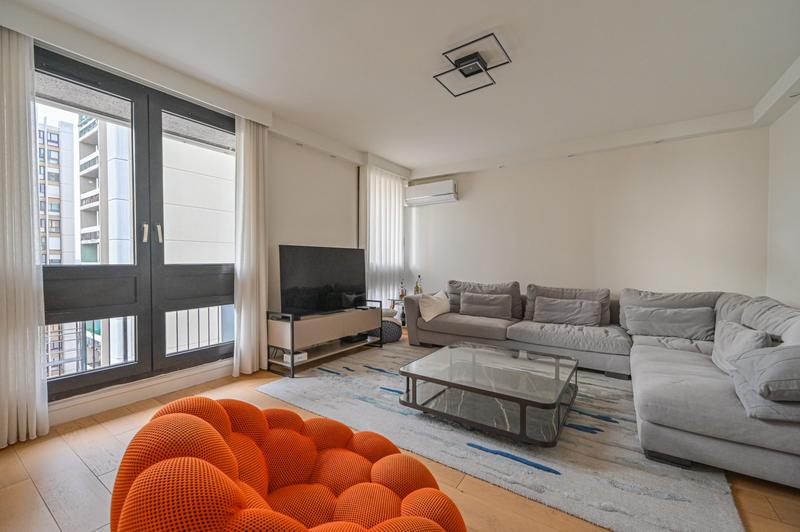 Appartement - 94 m² - 4 pièces