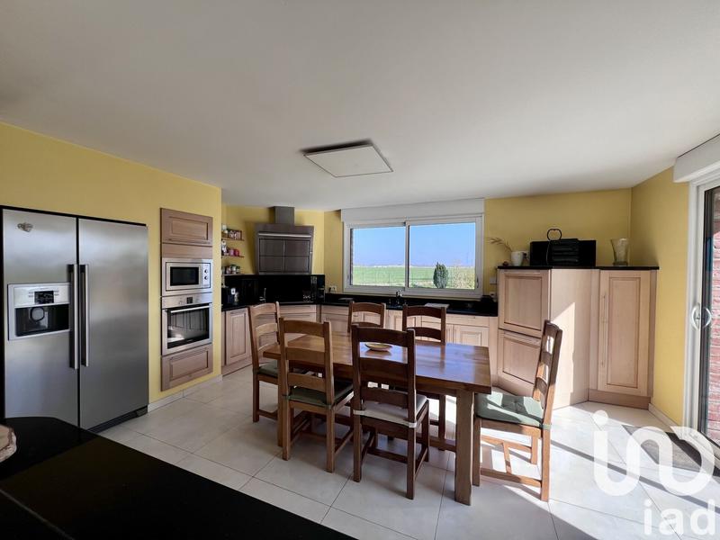 Maison - 212 m² - 6 pièces