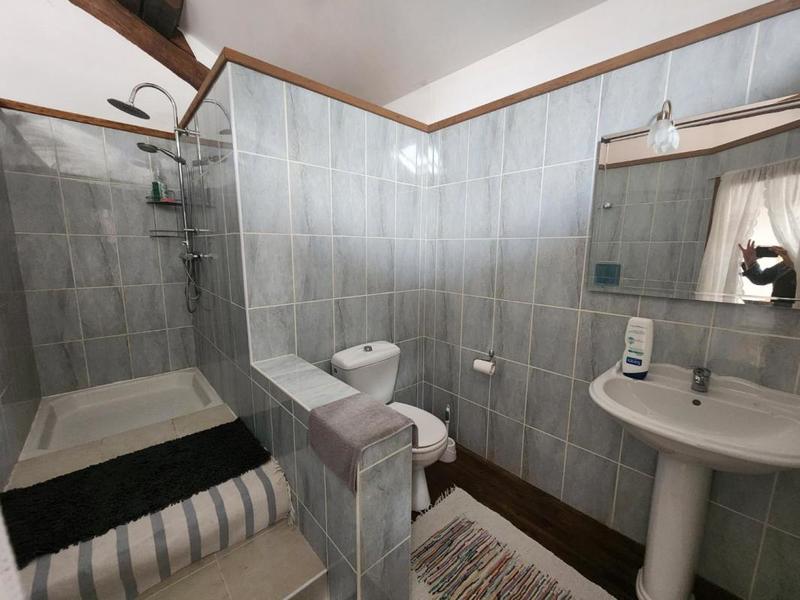 Maison - 360 m² - 12 pièces