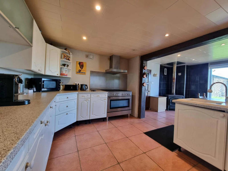 Maison traditionnelle - 193 m² - 5 pièces