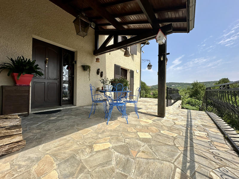 Maison - 170 m² - 6 pièces