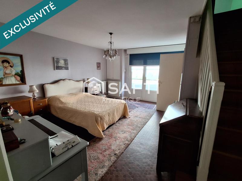 Maison - 192 m² - 8 pièces