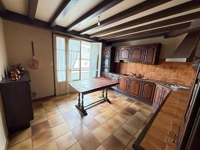 Maison - 200 m² - 6 pièces