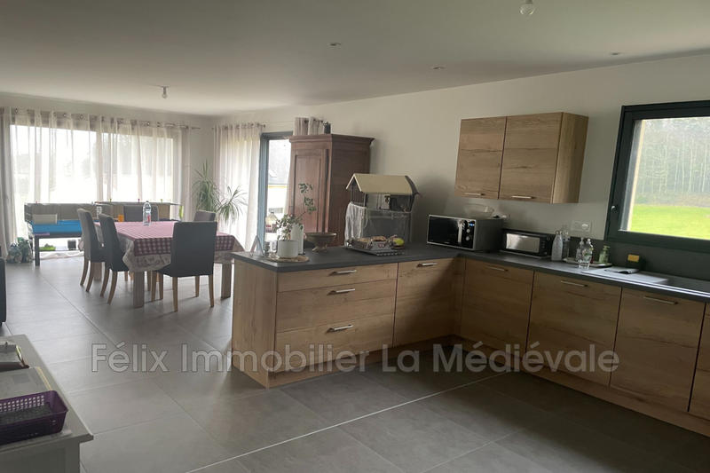 Maison contemporaine - 130 m² - 6 pièces