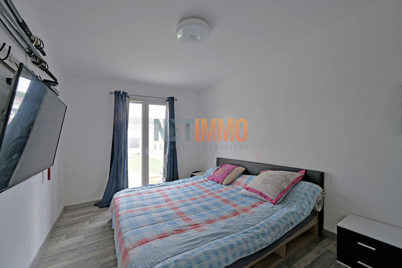 Villa - 100 m² - 5 pièces