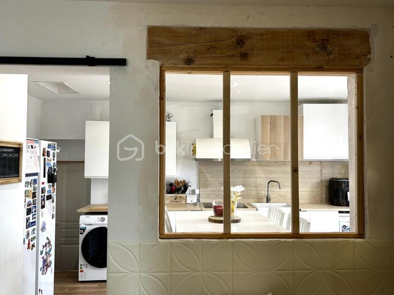 Maison traditionnelle - 88 m² - 4 pièces