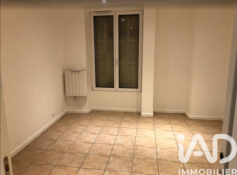 Maison - 300 m² - 10 pièces