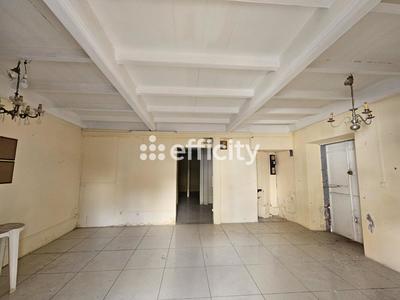 Maison - 102 m² - 4 pièces