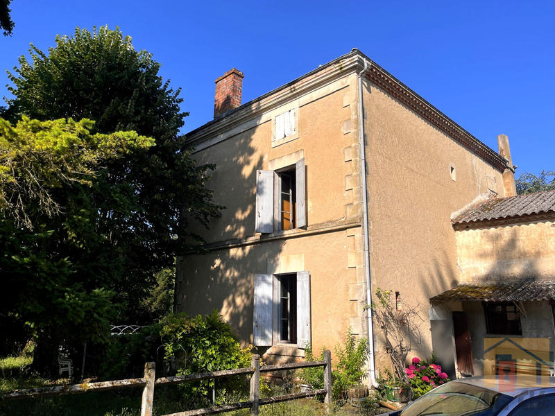 Maison - 200 m² - 7 pièces