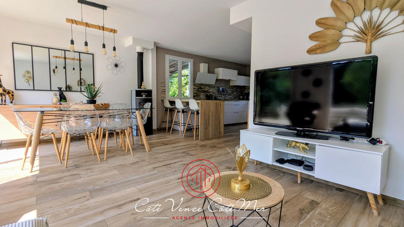 Maison - 97 m² - 4 pièces