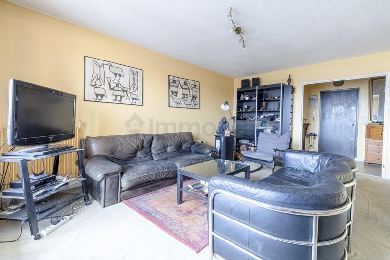 Appartement - 99 m² - 5 pièces