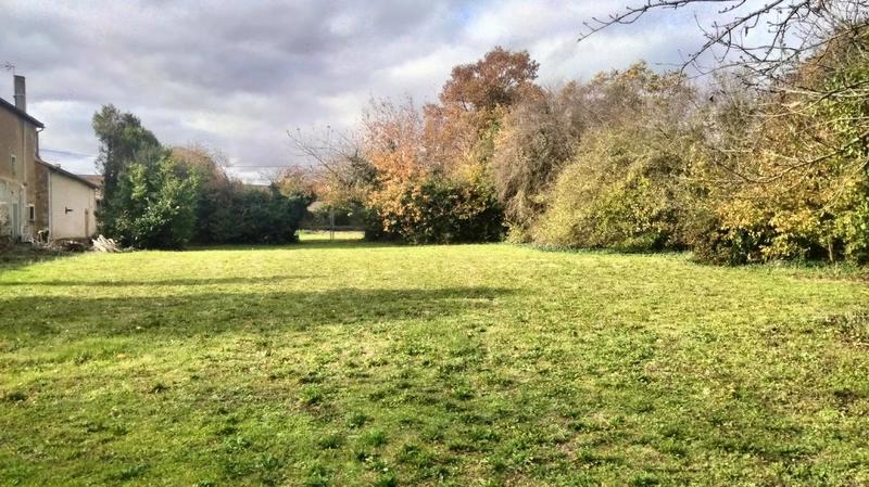Terrain - 850 m²