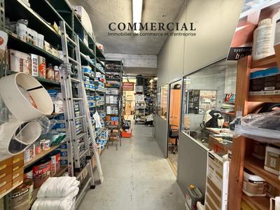 Local commercial - 122 m²