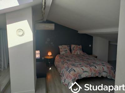 Chambre - 30 m² - 1 pièce