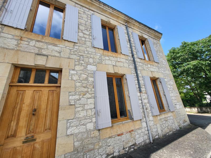 Maison de village - 170 m² - 6 pièces