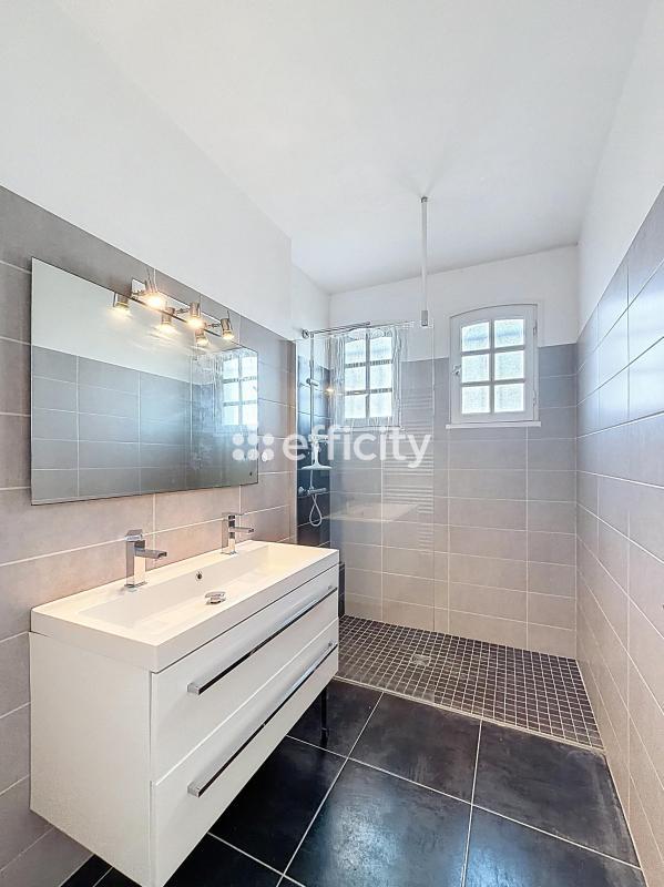 Maison - 122 m² - 5 pièces