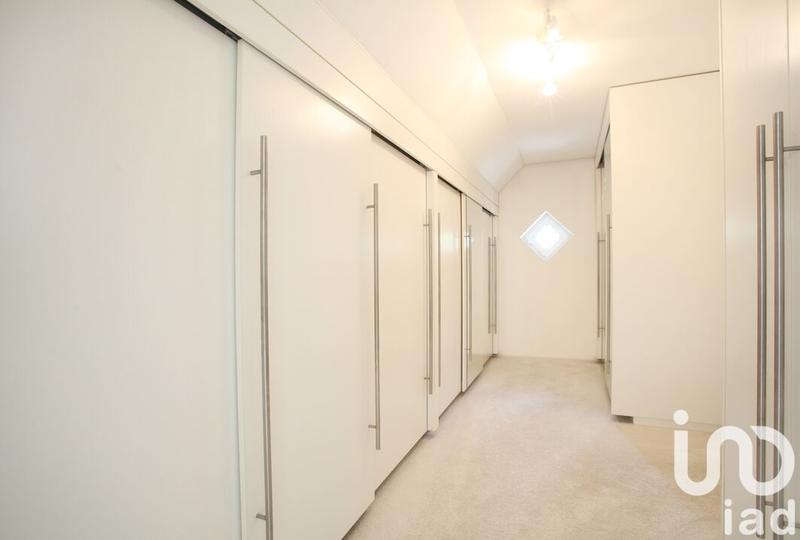 Maison de maîtres - 245 m² - 5 pièces