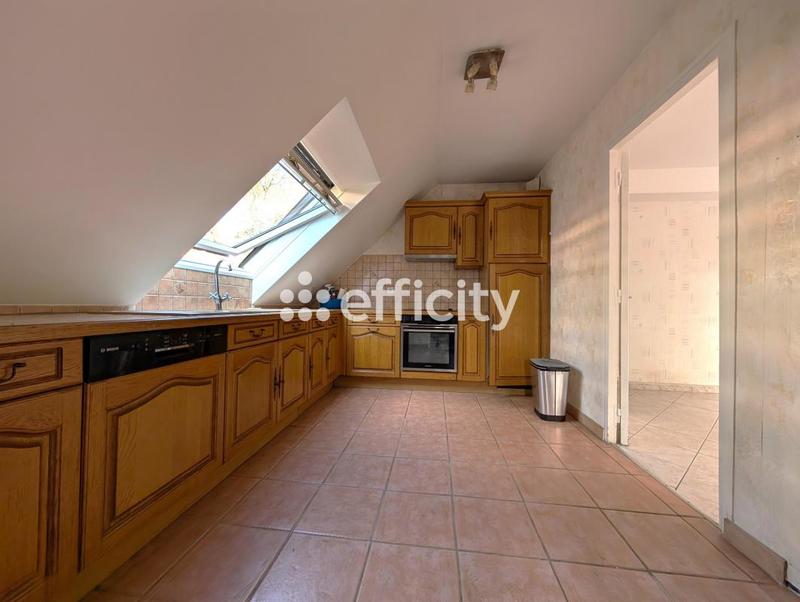 Appartement - 90 m² - 4 pièces