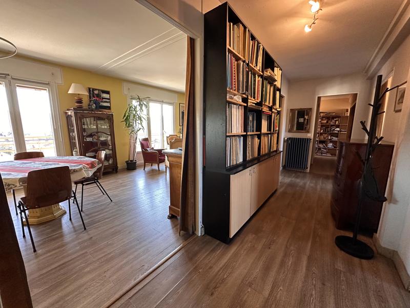 Appartement - 133 m² - 6 pièces