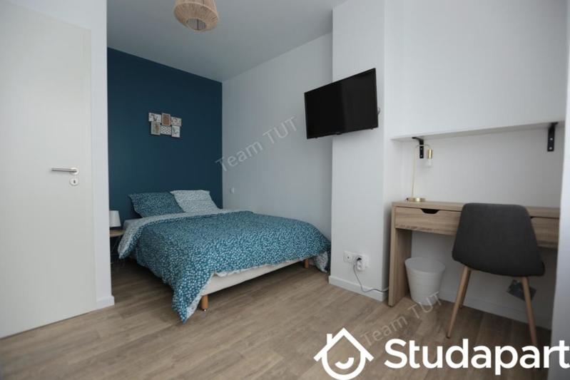 Chambre - 12 m² - 1 pièce