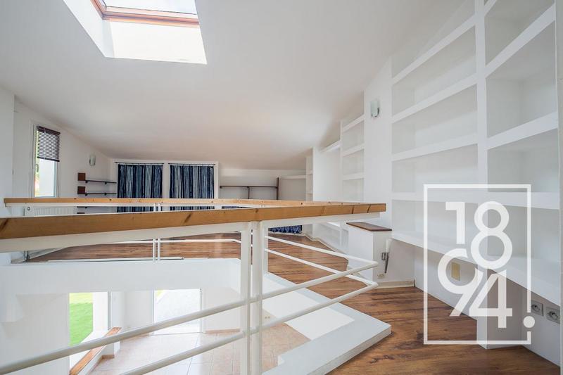 Maison d'architecte - 239 m² - 6 pièces