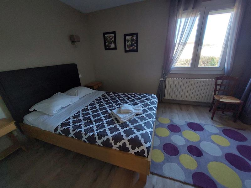 Maison - 221 m² - 8 pièces