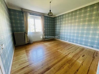 Maison - 160 m² - 4 pièces