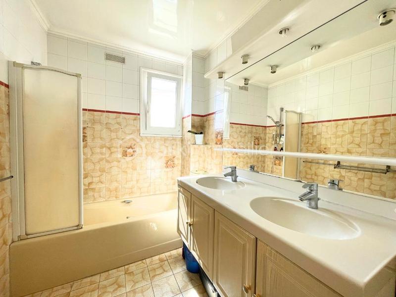 Pavillon - 140 m² - 6 pièces