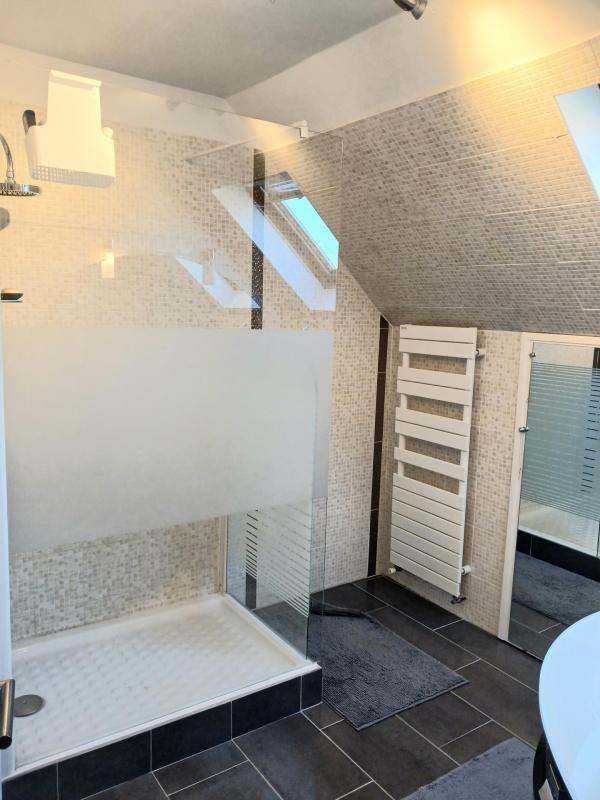 Maison traditionnelle - 111 m² - 5 pièces