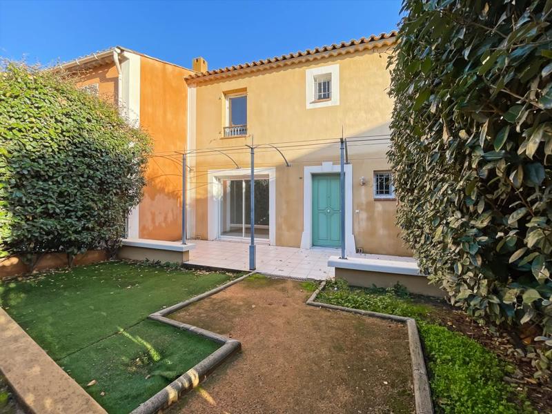 Maison - 84 m² - 4 pièces