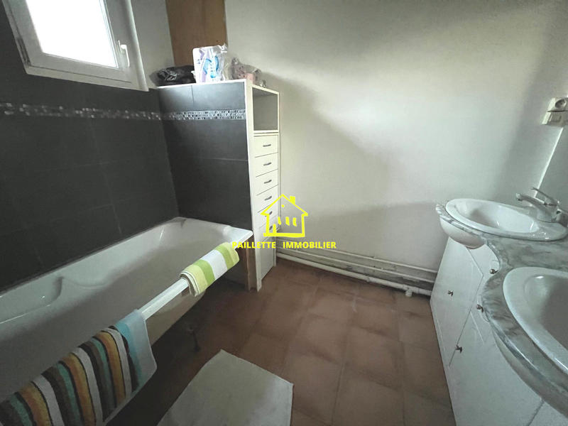 Ferme - 253 m² - 13 pièces