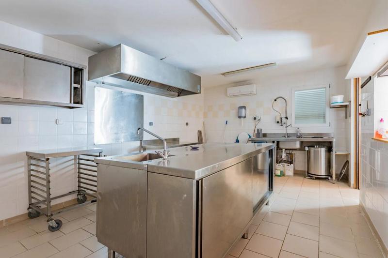 Maison - 150 m² - 8 pièces