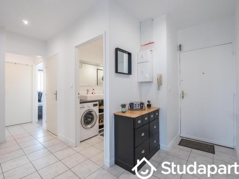 Chambre - 11 m² - 1 pièce