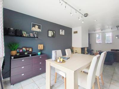 Maison - 98 m² - 5 pièces