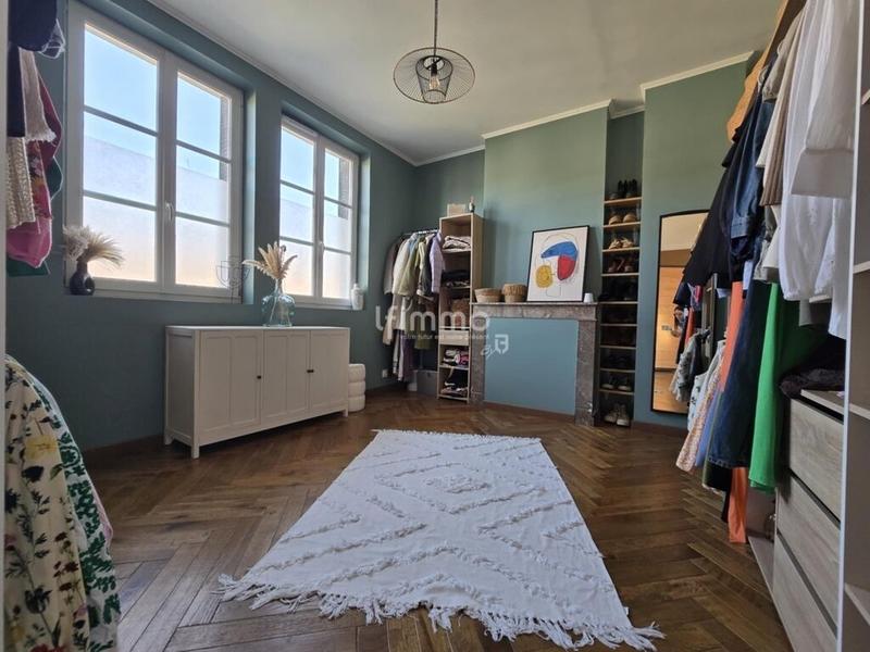 Maison - 177 m² - 6 pièces