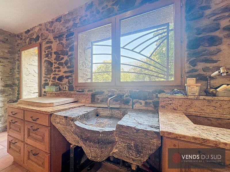 Maison - 203 m² - 7 pièces