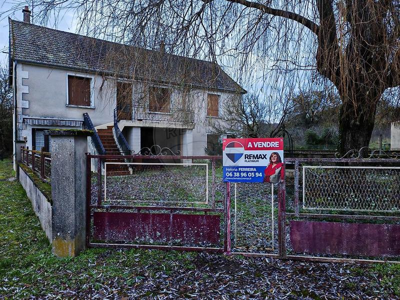 Maison - 93 m² - 4 pièces