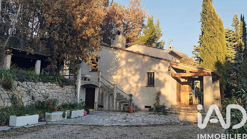 Maison - 120 m² - 4 pièces