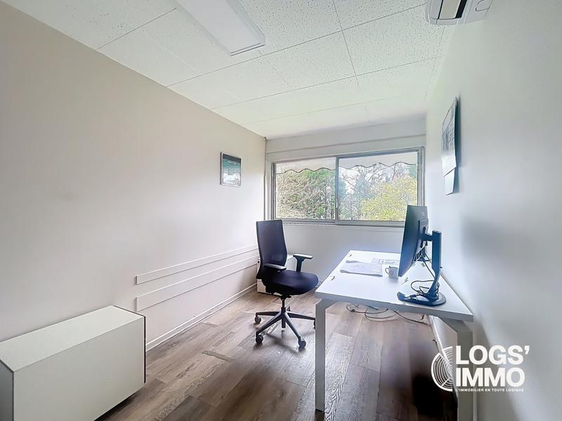 Bureau - 150 m² - 7 pièces